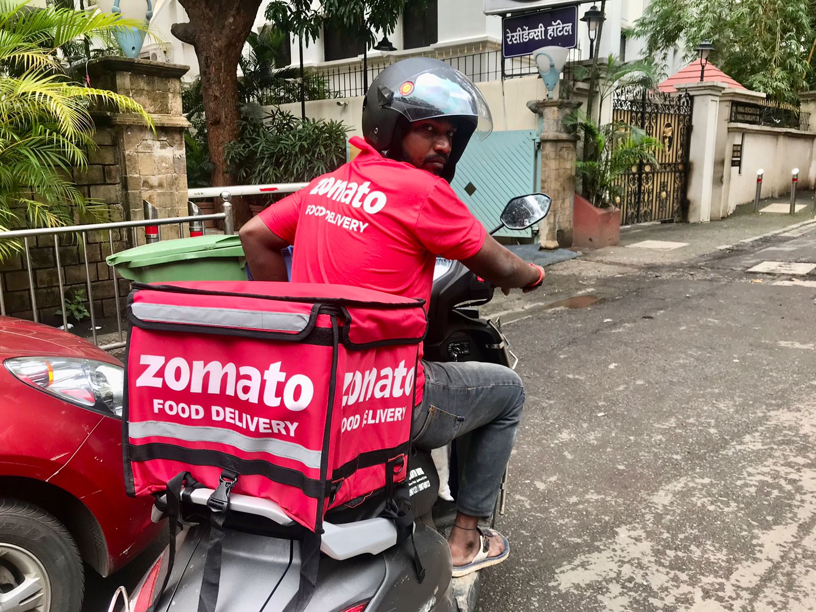 Zomato Hikes Platform Fee By 67% To Rs 10 Citing 'Festive Rush'