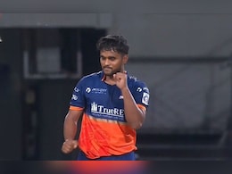 IPL 2026 Auction: कौन हैं मंगेश यादव? RCB ने लगाया इतना बड़ा दांव, मात्र 2 टी20ई. खेलकर बने करोड़पति