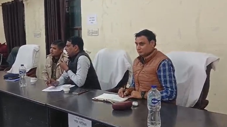 खाटूश्यामजी मंदिर भव्य लाइटों से जगमगा रहा है. खाटूश्यामजी मंदिर भव्य लाइटों से जगमगा रहा है.