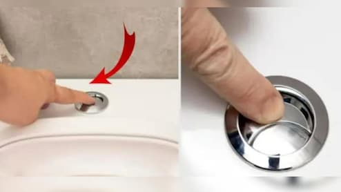 Toilet Dual Flush Benefits: टॉयलेट सीटवर 2 फ्लश बटण का असतात? 99% लोक त्याचा योग्य वापर करत नाहीत, वाचा माहिती Toilet Dual Flush Benefits: टॉयलेट सीटवर 2 फ्लश बटण का असतात? 99% लोक त्याचा योग्य वापर करत नाहीत, वाचा माहिती
