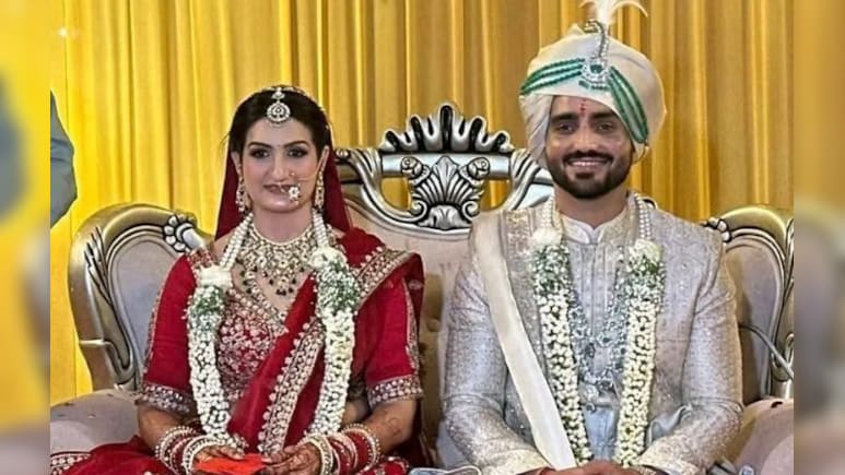 IAS Ravi Sihag-Ishita Rathi Marriage: शादी के बाद NDTV से क्या बोले रवि सिहाग? जानें पूरी लव स्टोरी