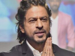 शादी में डांस करने पहुंचे थे शाहरुख खान, लड़की ने स्टेज पर कर दी बदतमीजी, भड़का फैन्स का गुस्सा