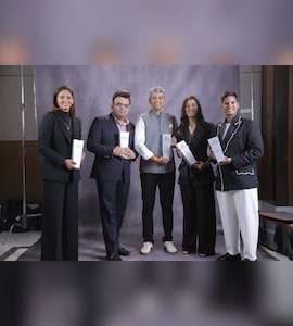 Jay Shah Receives Transformational Leader Of The Year Award At NDTV Indian Of The Year 2025