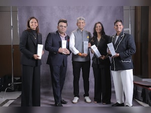 Jay Shah Receives Transformational Leader Of The Year Award At NDTV Indian Of The Year 2025