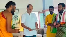 Video: What Akshaye Khanna Is Up To At Alibaug Home After Dhurandhar Success