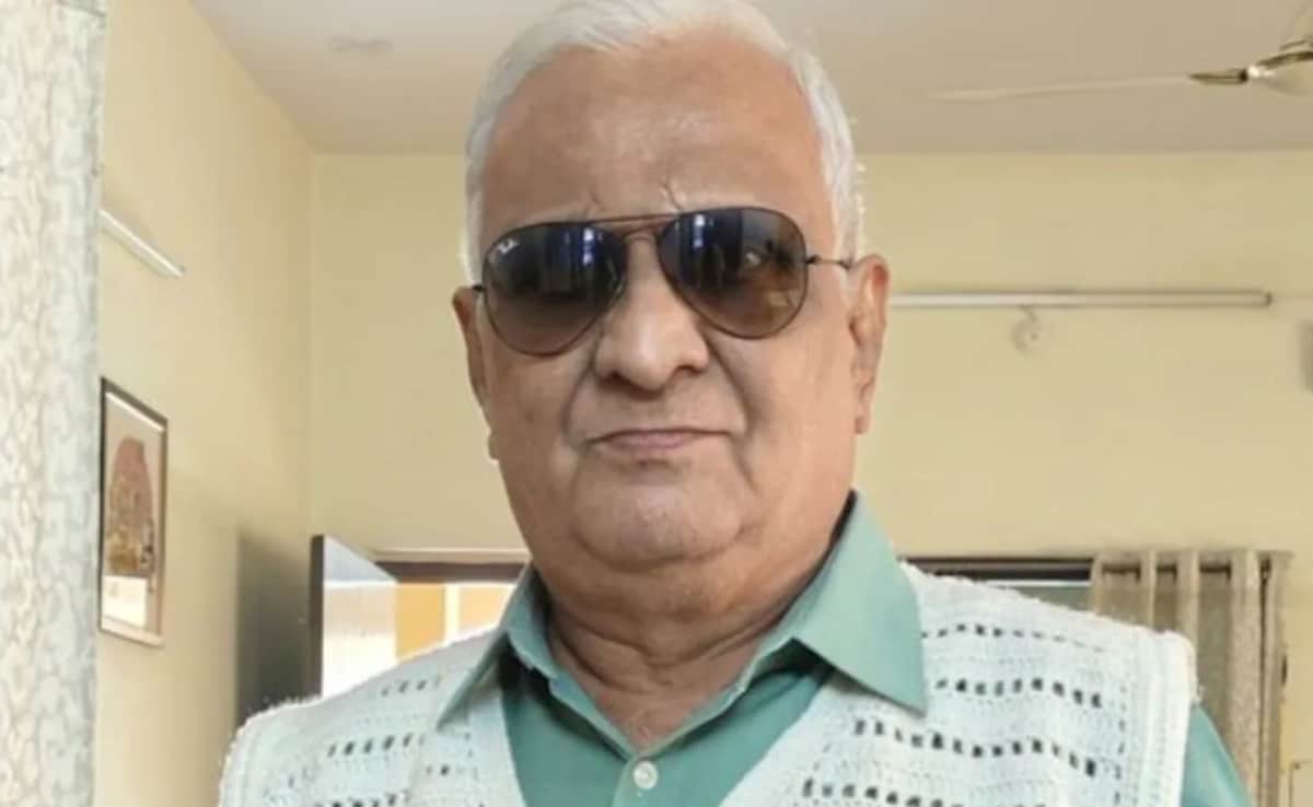 91-Year-Old Mother's Hand-Knitted Sweater For Son Goes Viral For Her Endless Love