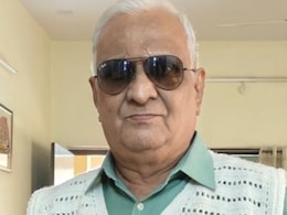 91-Year-Old Mother's Hand-Knitted Sweater For Son Goes Viral For Her Endless Love