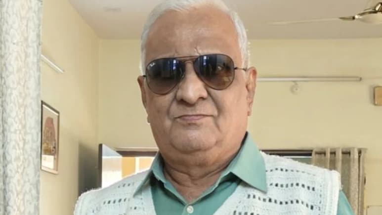 91-Year-Old Mother's Hand-Knitted Sweater For Son Goes Viral For Her Endless Love