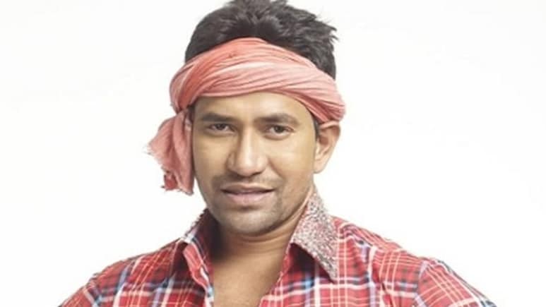 जो ना कर सके सनी देओल, बॉबी देओल वो कर रहे हैं भोजपुरी सुपरस्टार निरहुआ, हासिल की 'मुर्गा ट्रॉफी'