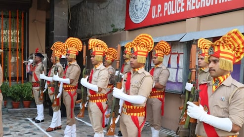 UP Police Constable Vacancy: यूपी पुलिस में  32 हजार से ज्यादा पदों पर निकली भर्ती, युवाओं को नए साल का तोहफा
