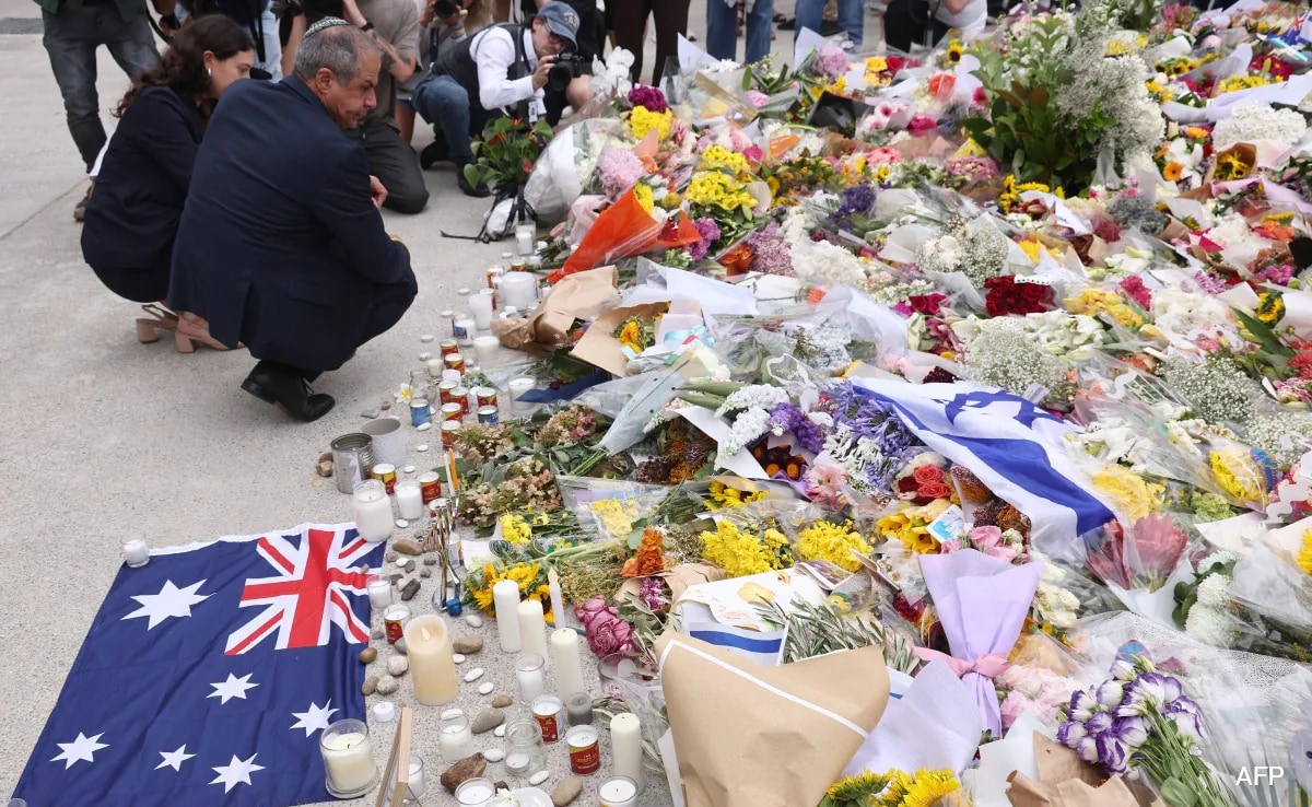 Australië houdt eerste begrafenis voor slachtoffers van Bondi Beach-aanval