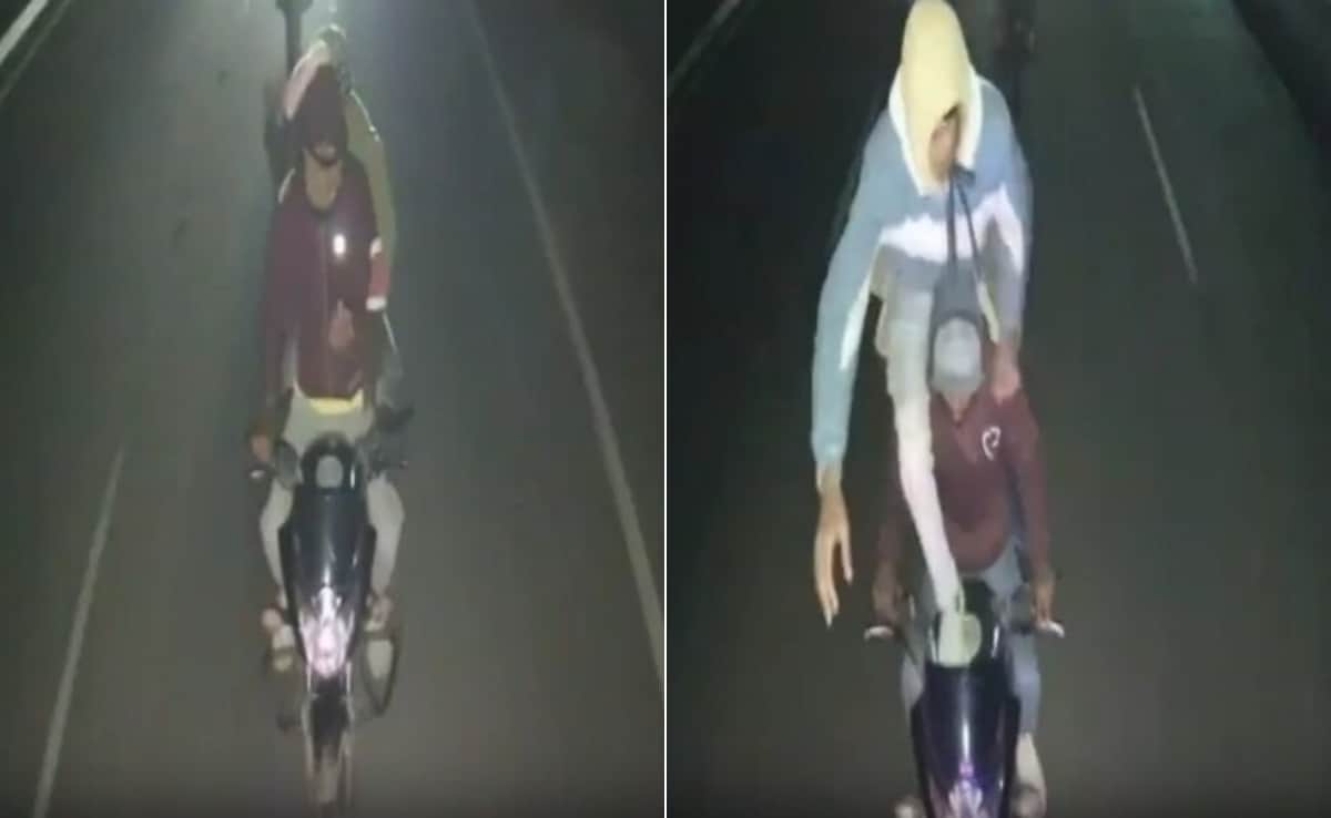 In Dhoom-Style Heist, Bike-Borne Thieves Loot Bags From Moving Bus In Beed