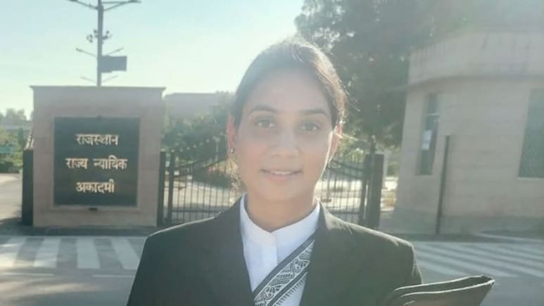 Success Story: यूपी के बेटी ने राजस्थान की इस बड़ी परीक्षा में किया टॉप, जानें कौन हैं मधुलिका यादव