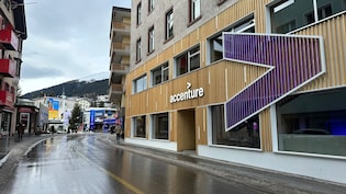 Accenture Earnings Preview: Revenue To Top $18 Billion Amid AI Frenzy &mdash; Should You Buy?