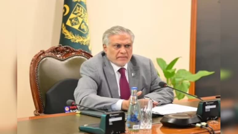 36 घंटे में 80 ड्रोन अटैक... ऑपरेशन सिंदूर पर PAK ने कबूला सच, इशाक डार ने मानी नूर खान एयरबेस पर हमले की बात