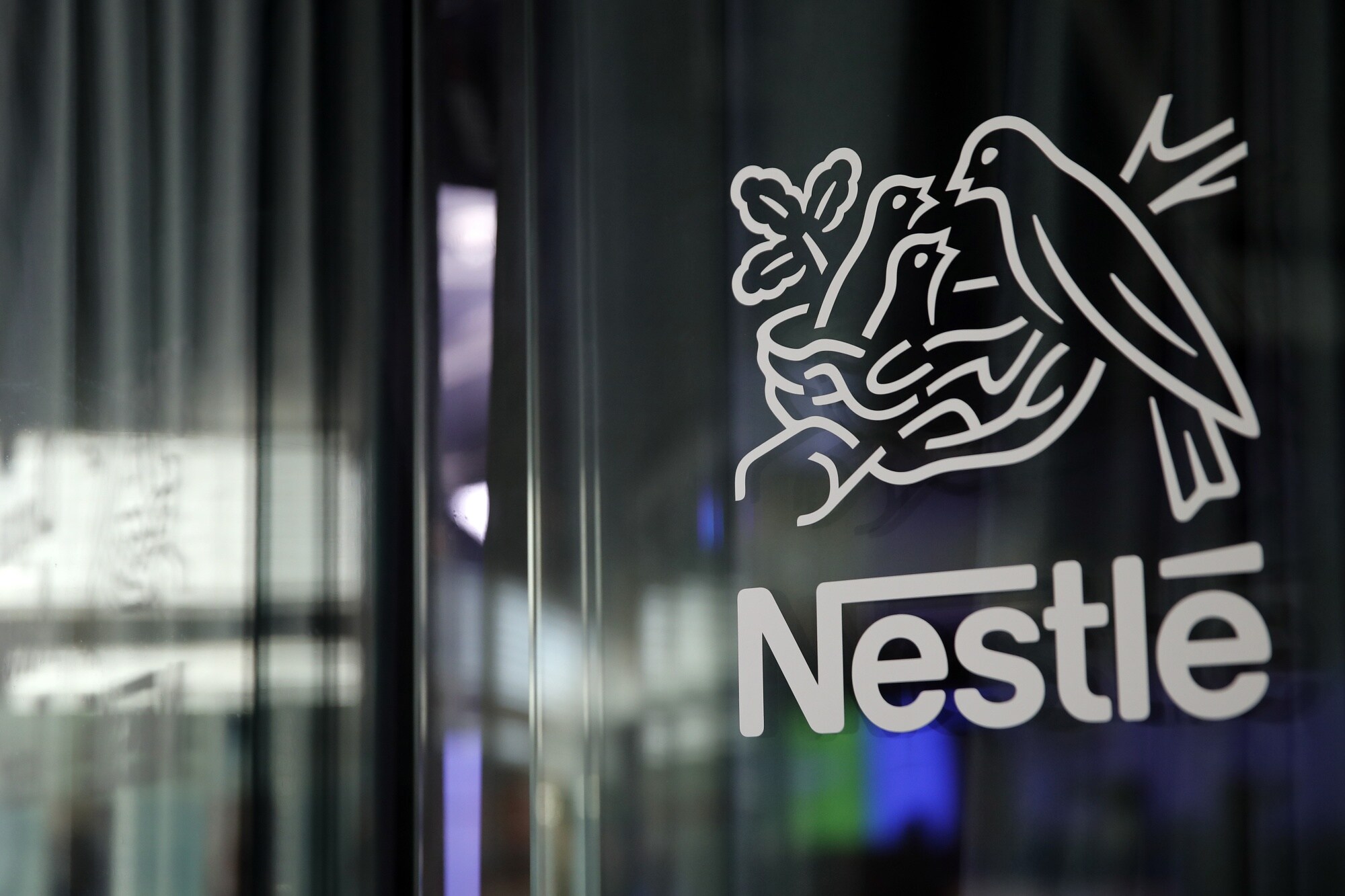 Nestle Chairman Says CEO Change Was Prompted By Growth Concerns