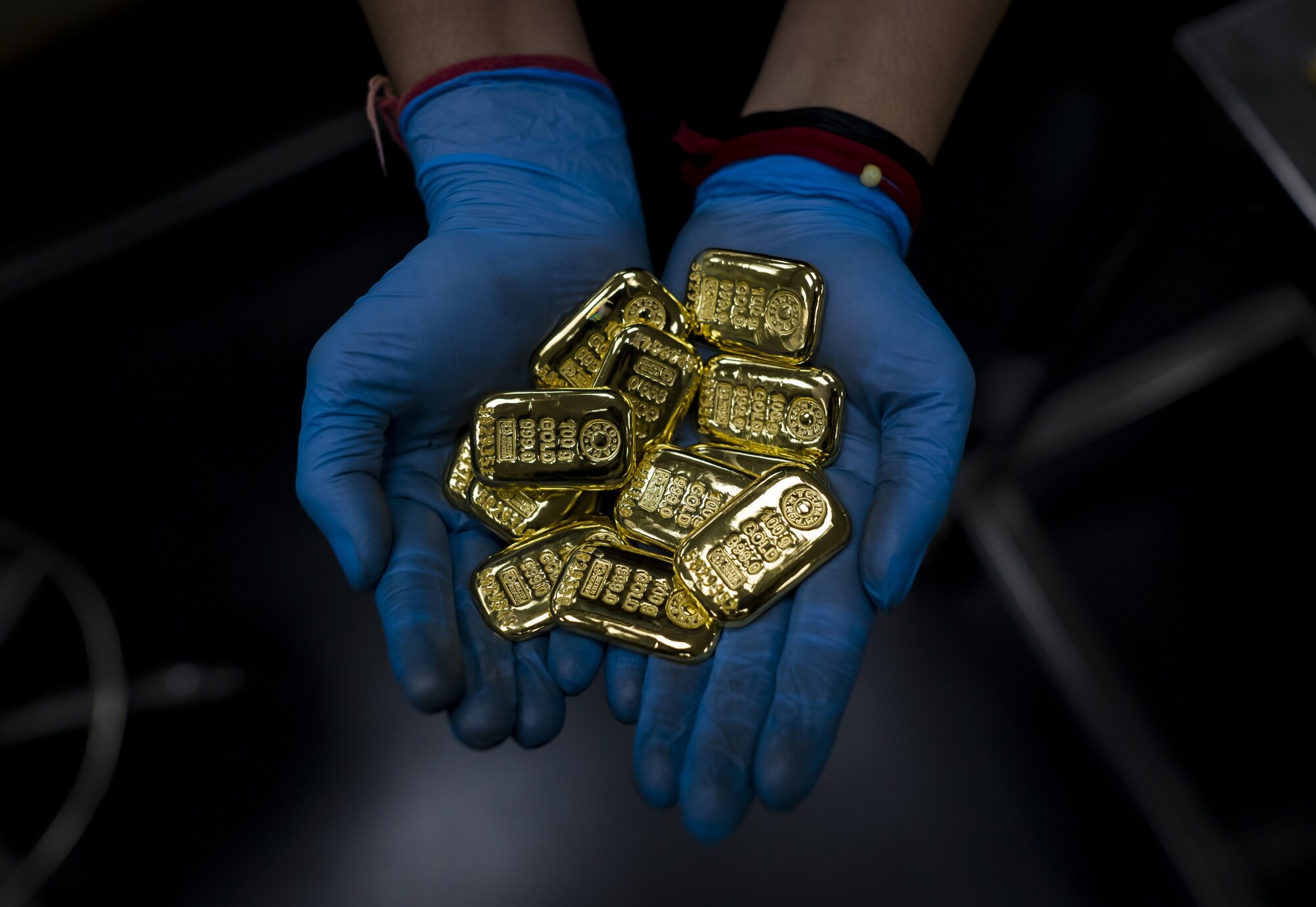 Gold, Not Dollar, Is The Best Trump Trade, Survey Shows