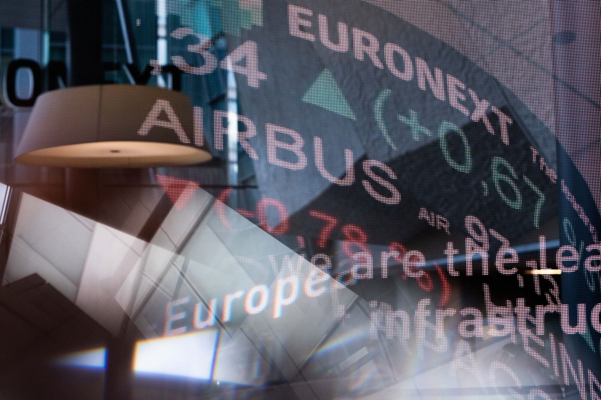 European Stocks Gain As Traders Mull Rates Outlook, China Risks