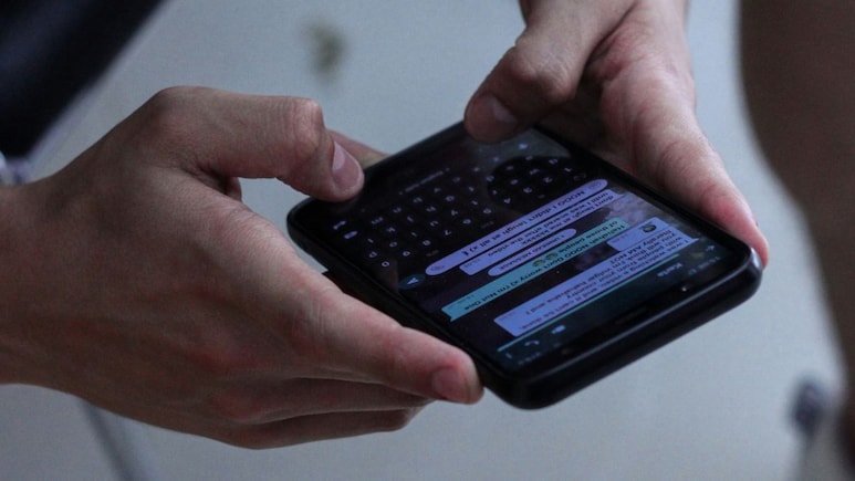 WhatsApp पर डिलीट किए मैसेज भी पढ़ सकते हैं आप, मिल गई ये कमाल की Trick