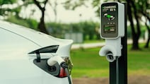 Delhi EV Policy 2026 Cleared: No Hybrid Benefits, EV-Only Push Gets Bigger