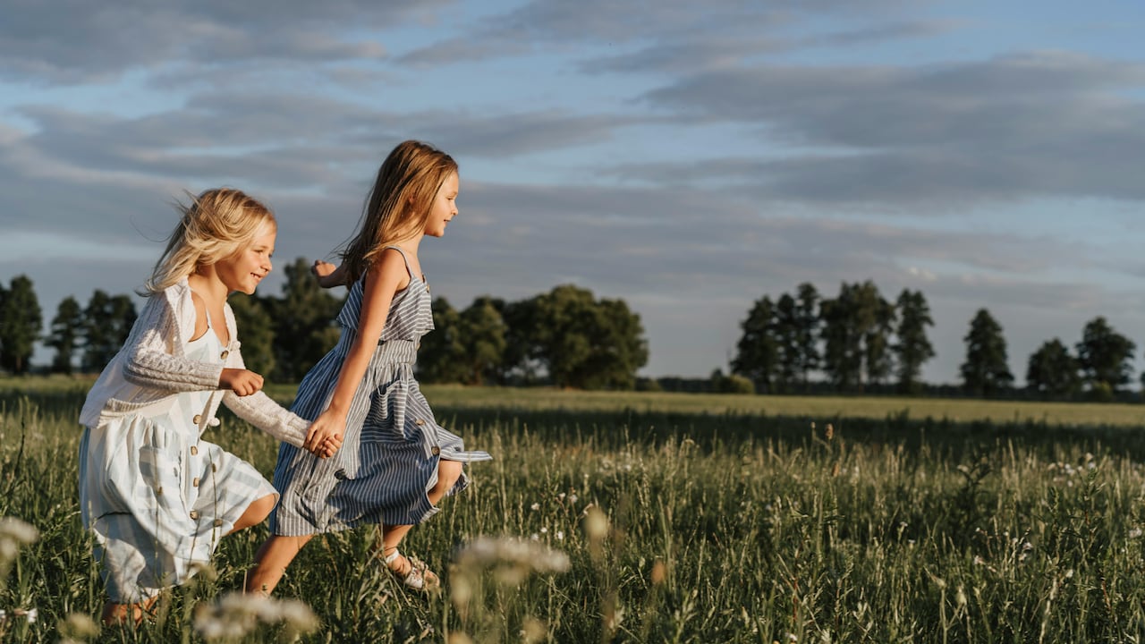 Girls' Dresses Buying Guide: Comfort, Fabric And Fit Simplified Girls' Dresses Buying Guide: Comfort, Fabric And Fit Simplified