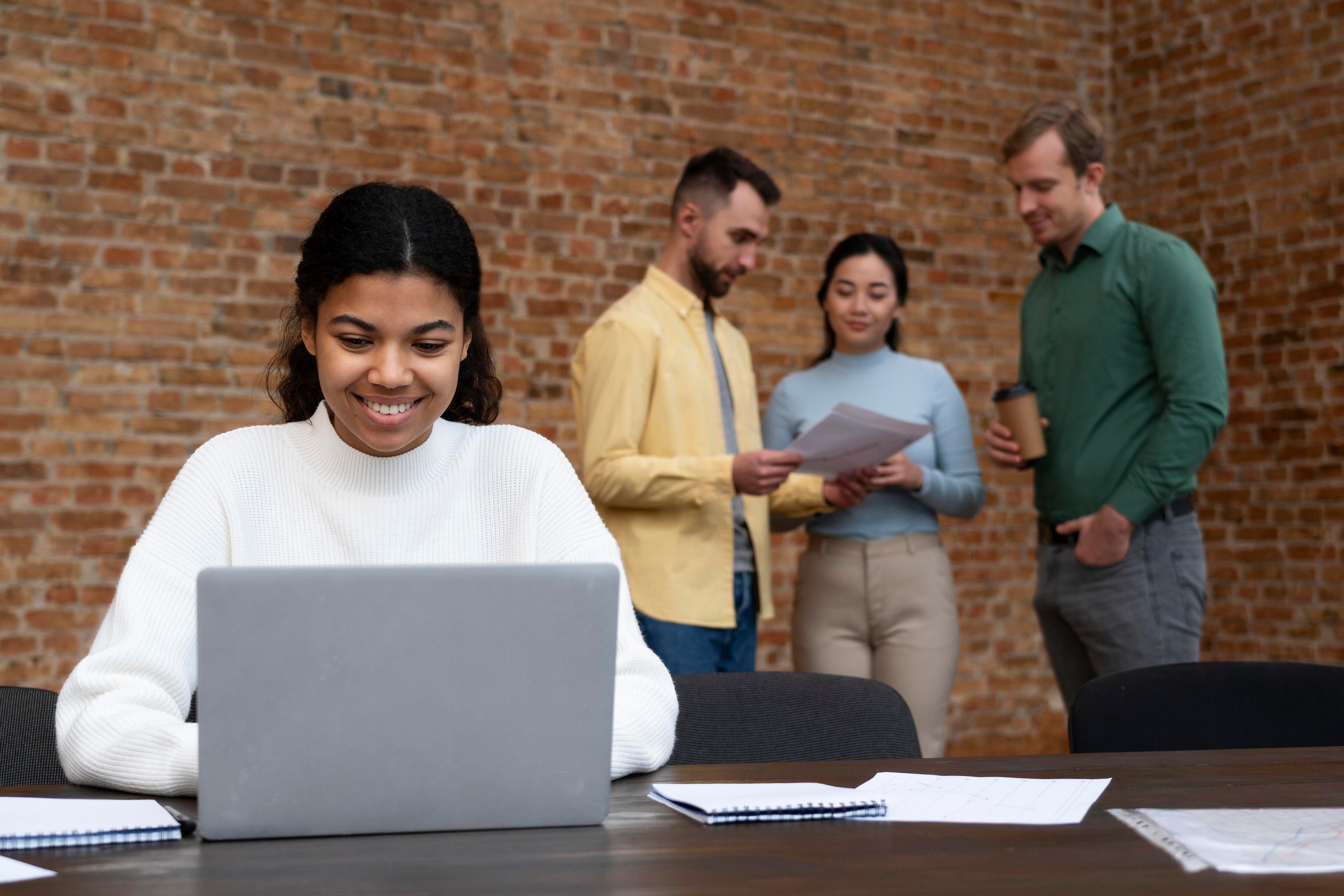 4 Ways To Empower Small And Medium Businesses With Generative AI