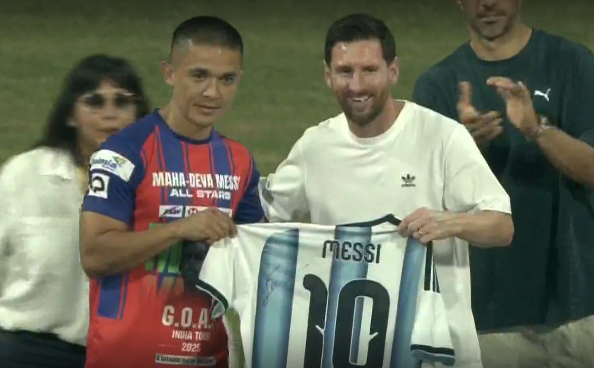 Messi Gifts His Argentina No. 10 Jersey To Chhetri. Conversation Follows