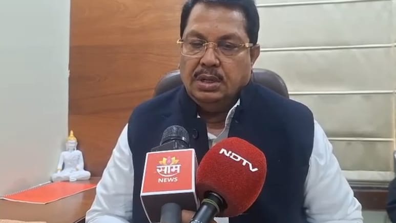 उद्धव-राज गठबंधन से BMC चुनाव में कांग्रेस ने क्यों बनाई दूरी? विजय वडेट्टीवार ने बताई वजह