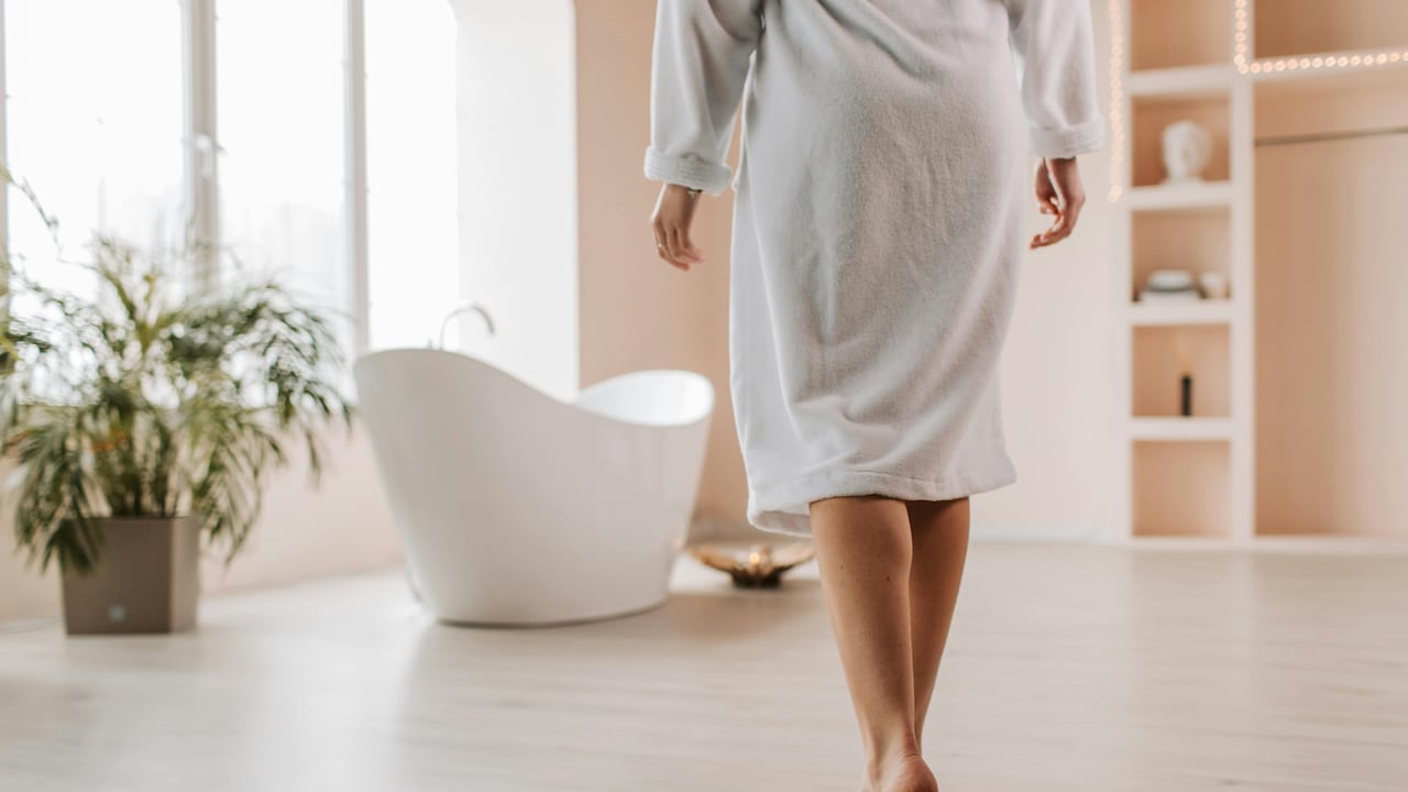 Why Your Bathrobe Never Dries Properly: 10 Common Reasons Explained.