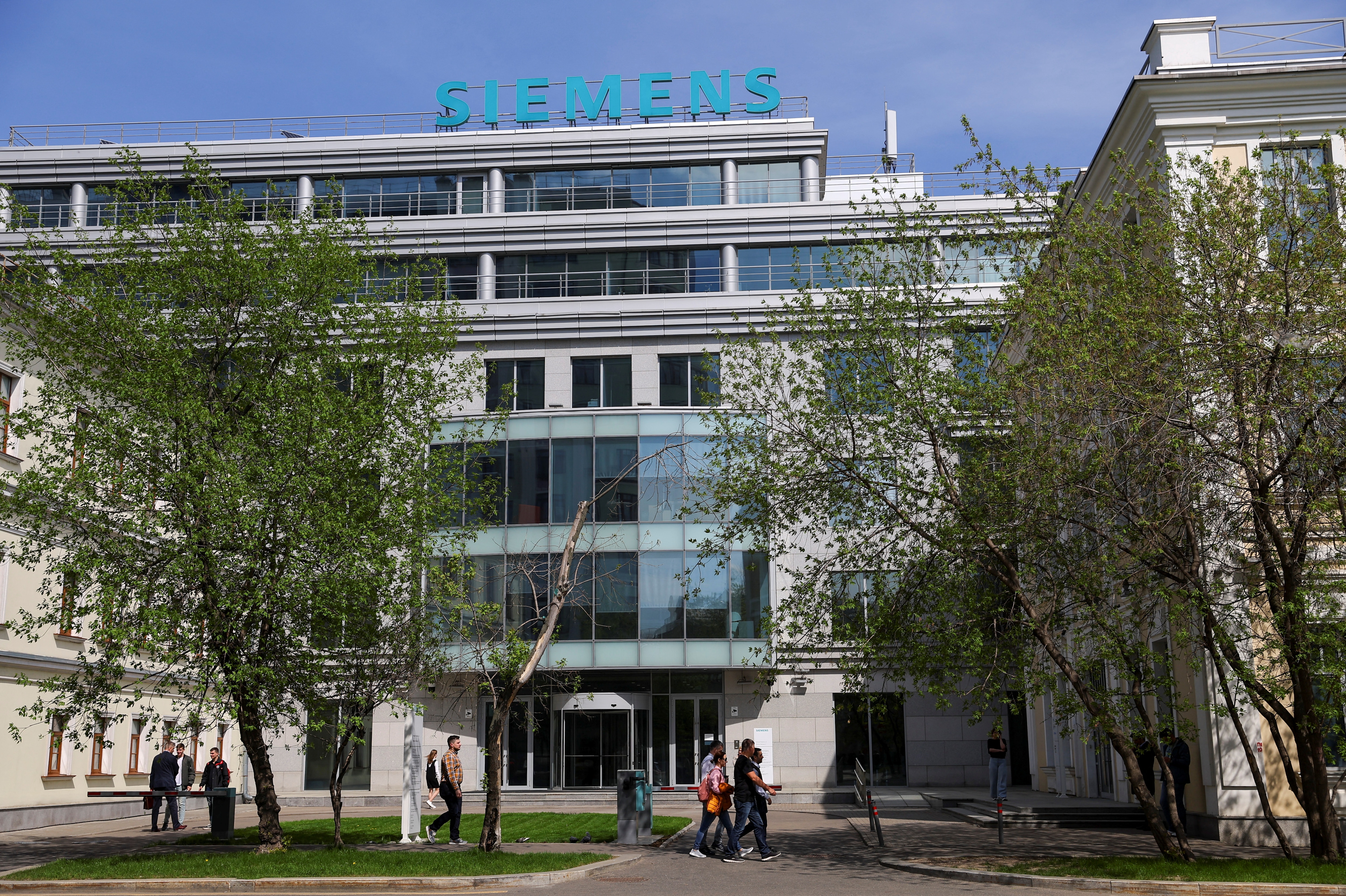 Siemens Q4 Review - Robust Order Inflow: Prabhudas Lilladher