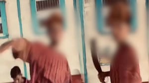 Tamil Nadu Train Attack: Youths Stab Migrant Worker, Post Reel Online