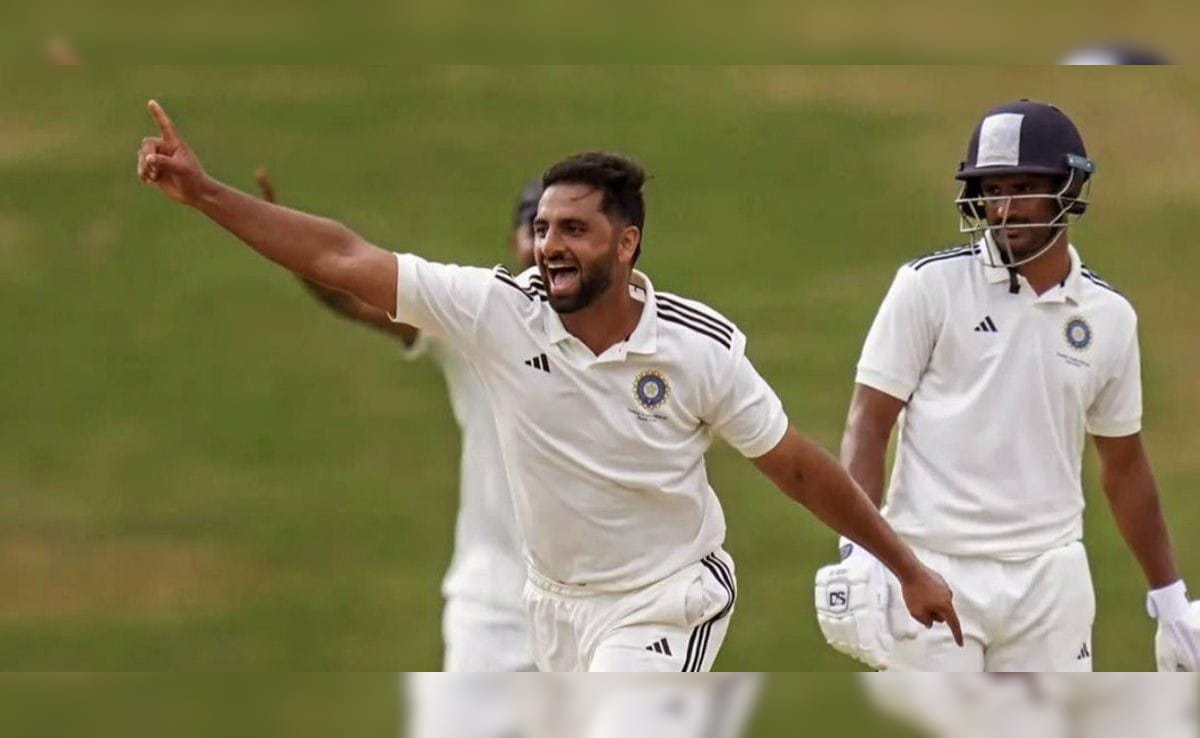 Who Is Auqib Dar: Dale Steyn Of Baramulla Who Went For Rs 8.4 Crore To Delhi Capitals In IPL 2026 Auction