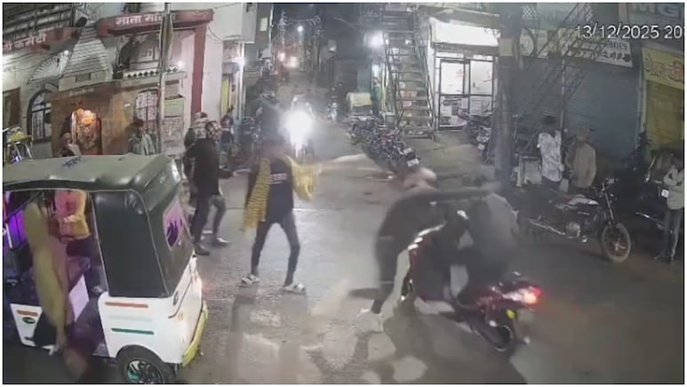 MP Crime News: सागर में 'बिच्छू गैंग' का खौफ, नाबालिग कर रहे गुंडागर्दी, किसी के सिर पर बोतल फोड़ी, किसी पर चाकू से हमला