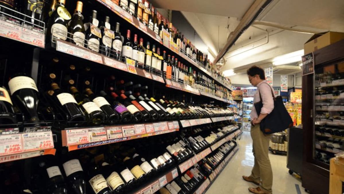 Liquor & Beer Price: छत्तीसगढ़ में महंगी होगी शराब और बीयर! नई दरों में जानिए क्या | Liquor and beer become expensive after new excise policy applicable in Chhattisgarh