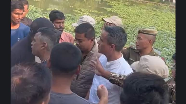 Clash Erupts In Village Along Assam-Meghalaya Border Over Name Plate Removal