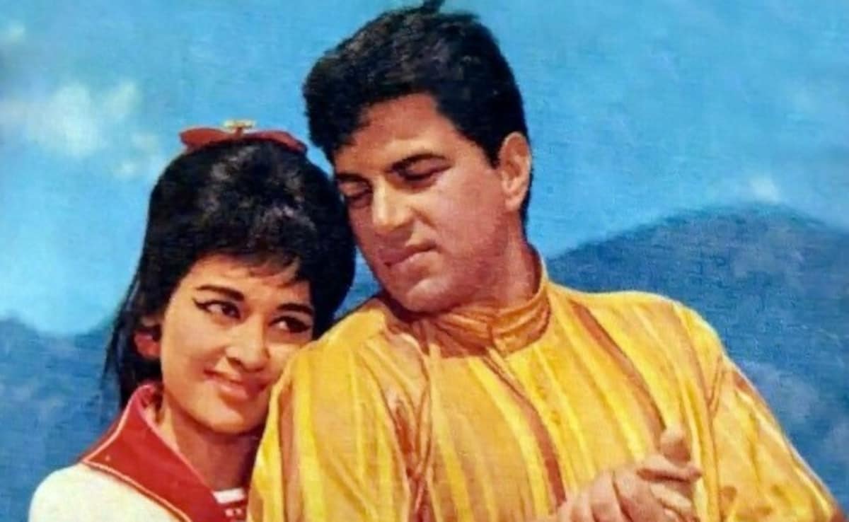 NDTV Exclusive: Asha Parekh On Girls Being "Crazy" About Dharmendra, Recalls Being Scared Of Him When They First Met