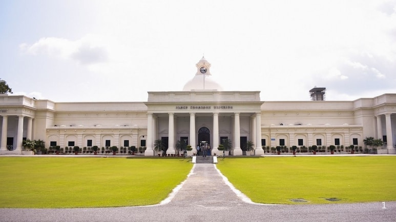 QS 2026: भारतीय विश्वविद्यालयों की हरित प्रगति, सरकार की पहल का क्या असर?