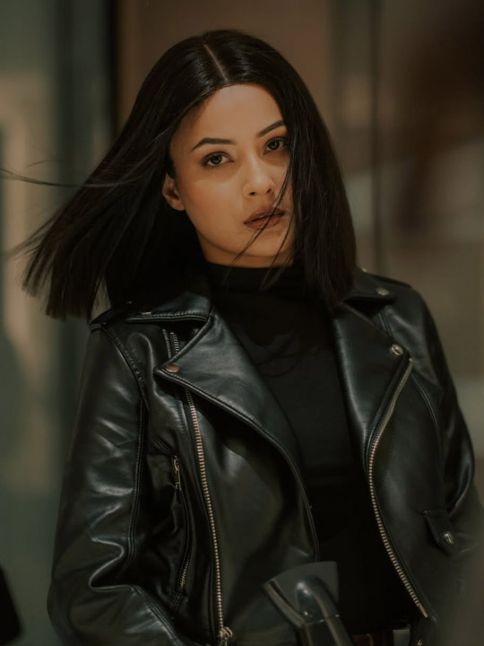 Shehnaaz Gill Rocks A Power Look; See Pics