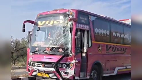 Khatushyamji: नैनीताल से खाटूश्याम जा रही बस हादसे का शिकार हो गई, कंटेनर से टक्कर के बाद सड़क पर लंबा जाम