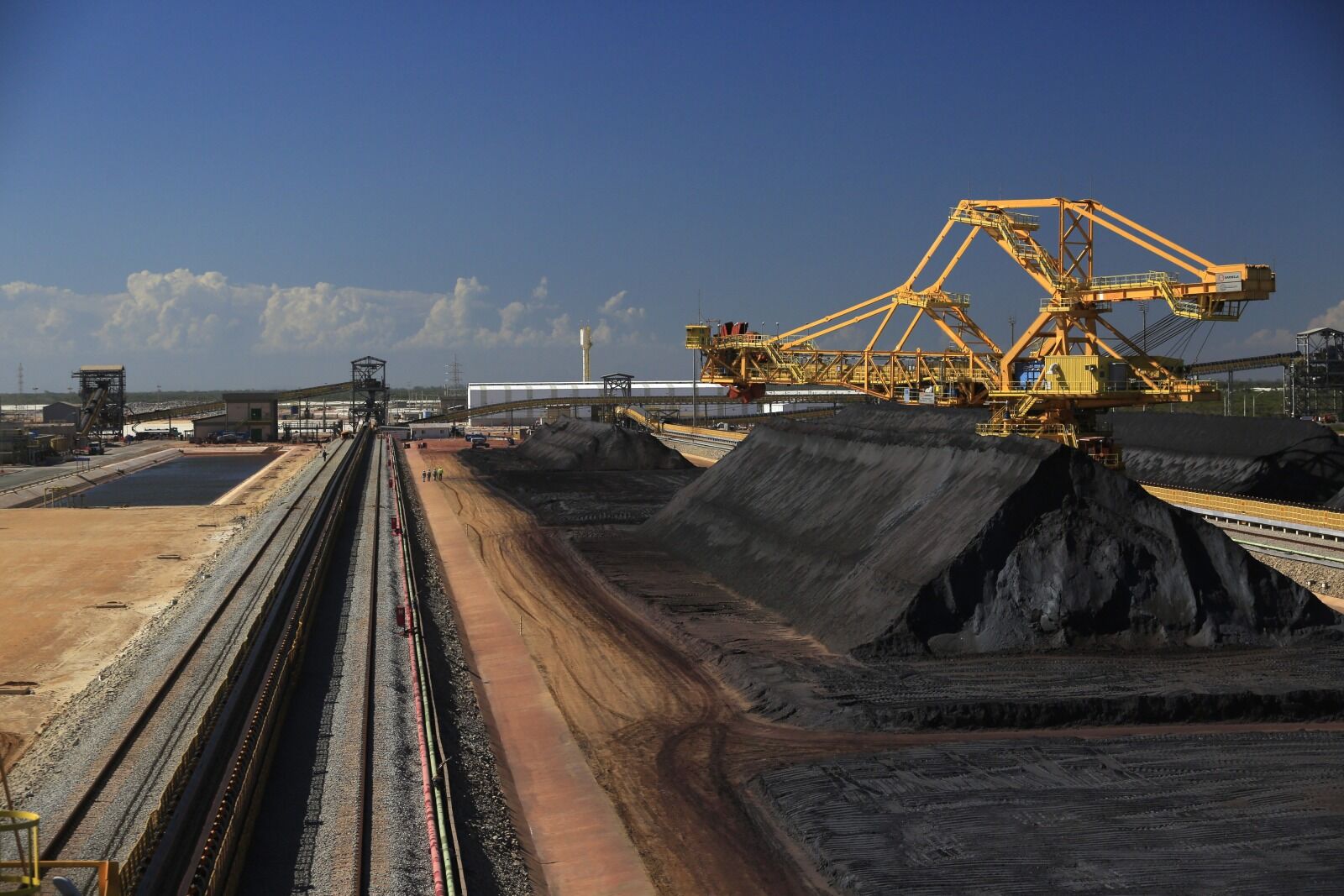Iron Ore Rebounds Past $100 After Chinese Stockpiles Shrink
