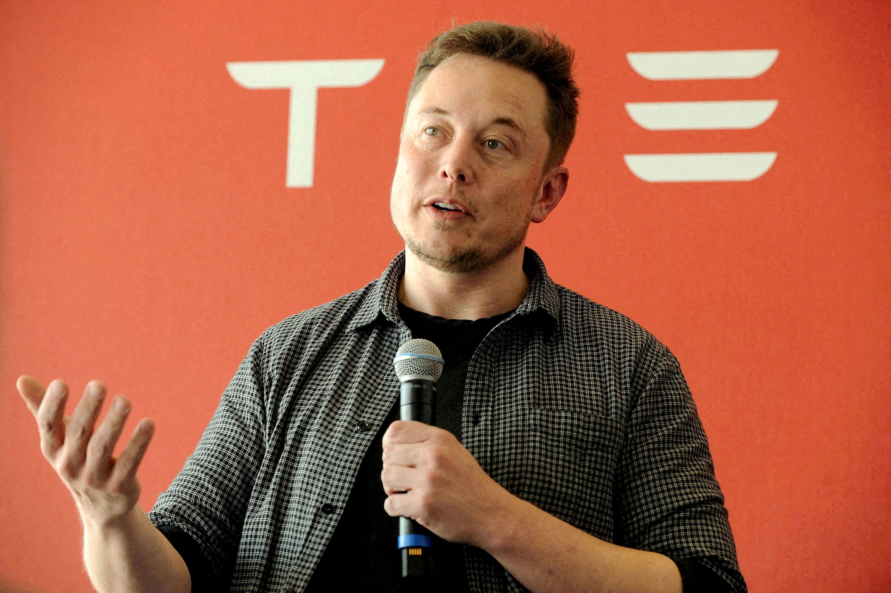 Elon Musk Says Tesla May Have &lsquo;Optimus&rsquo; Robot Prototype Within Months