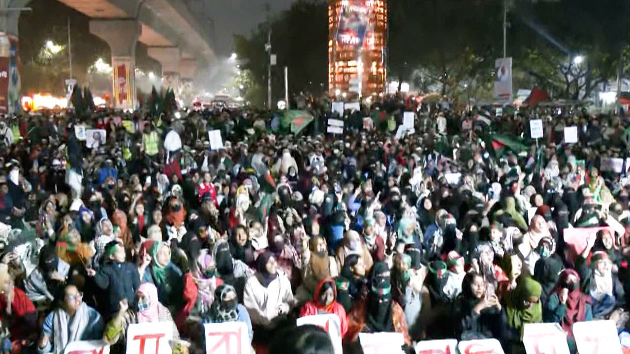 NDTV Ground Report: Anti-India Slogans Dominate Dhaka Protests