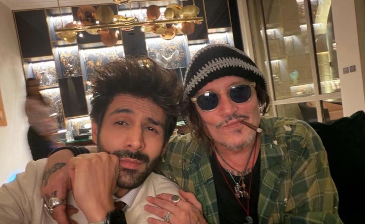 Viral: Kartik Aaryan And Johnny Depp's Selfie At Red Sea Film Festival 2025 Gets The Internet Talking