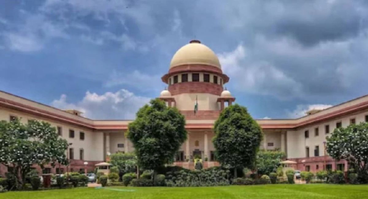 ये तो सिस्टम का मजाक,  हैरान हूं लोगों को एसिड पिलाया जा रहा... CJI ने सुप्रीम कोर्ट में की सख्त टिप्पणी