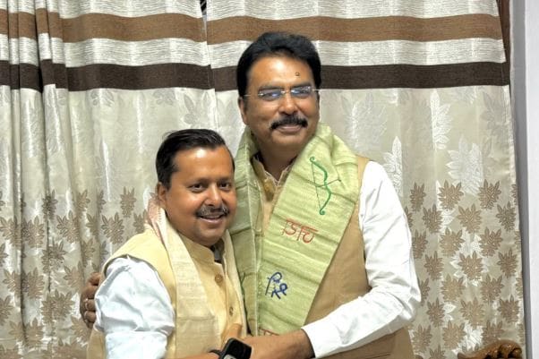 कल नितिन नबीन को दे रहे थे बधाई और आज खुद बधाई मिलने लगी. कल नितिन नबीन को दे रहे थे बधाई और आज खुद बधाई मिलने लगी.