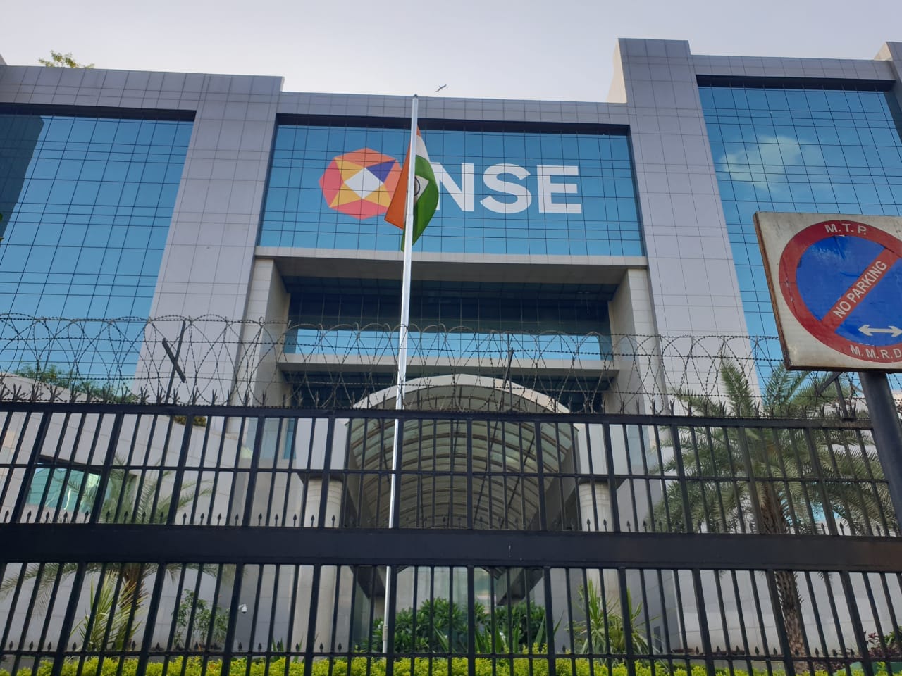 Stock Market Today: Sensex, Nifty Decline For Third Day As Energy Stocks Drag; FPIs Remain Net Sellers