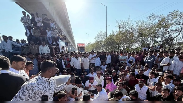 इंदौर में करणी सेना का सुपर कॉरिडोर पर धरना, CM कार्यक्रम बना रैली रोकने की वजह