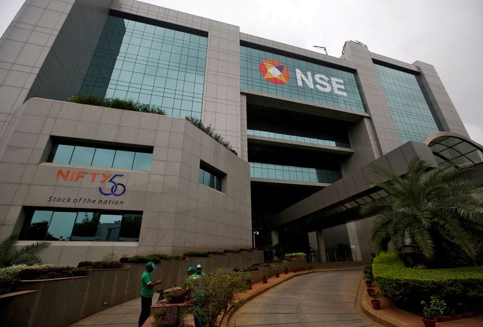 Stock Market Today: Sensex, Nifty Log Gains; Media, FPIs Remain Net Sellers