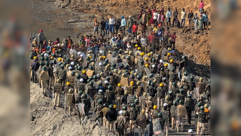 SECL अमेरा खदान विवाद की असली वजह क्या? अंबिकापुर में मुआवज़ा, नौकरी व कोयला चोरी ने बढ़ाया घमासान