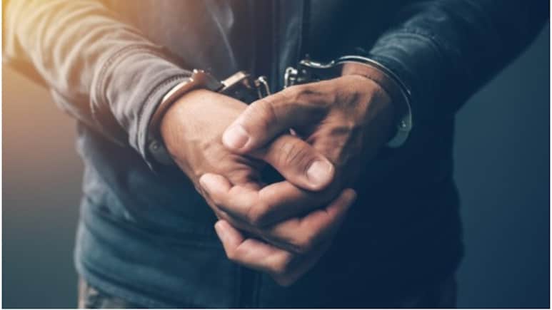 मुंबई में 45 साल का 'सीरियल रेपिस्ट' गिरफ्तार, अब तक 8-10 नाबालिगों को बनाया शिकार!